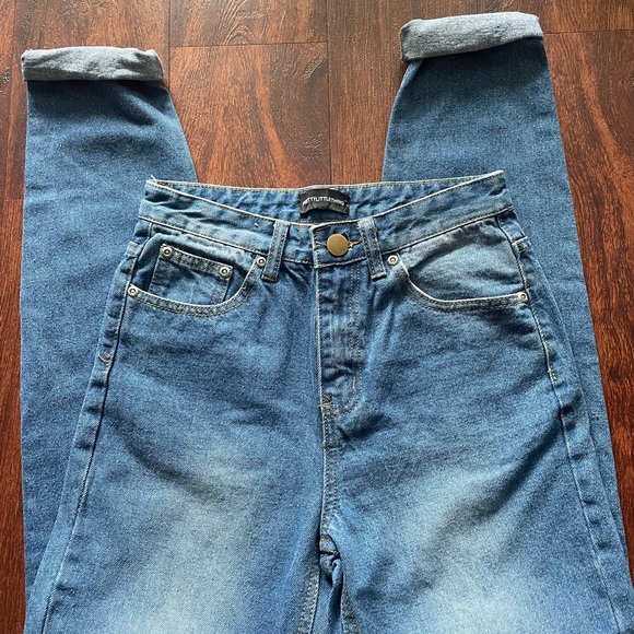 PLT Boyfriends 👖🌻 - Picture 4 of 5